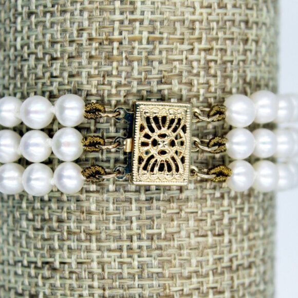 14K Three Strand Pearl Bracelet - Picture 5 of 11